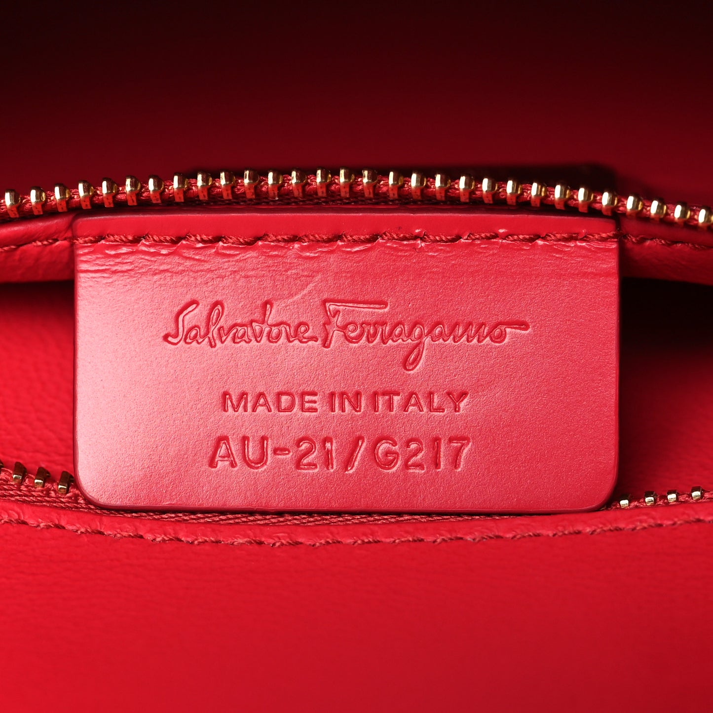 Calfskin Anna Shoulder Bag Pamplona