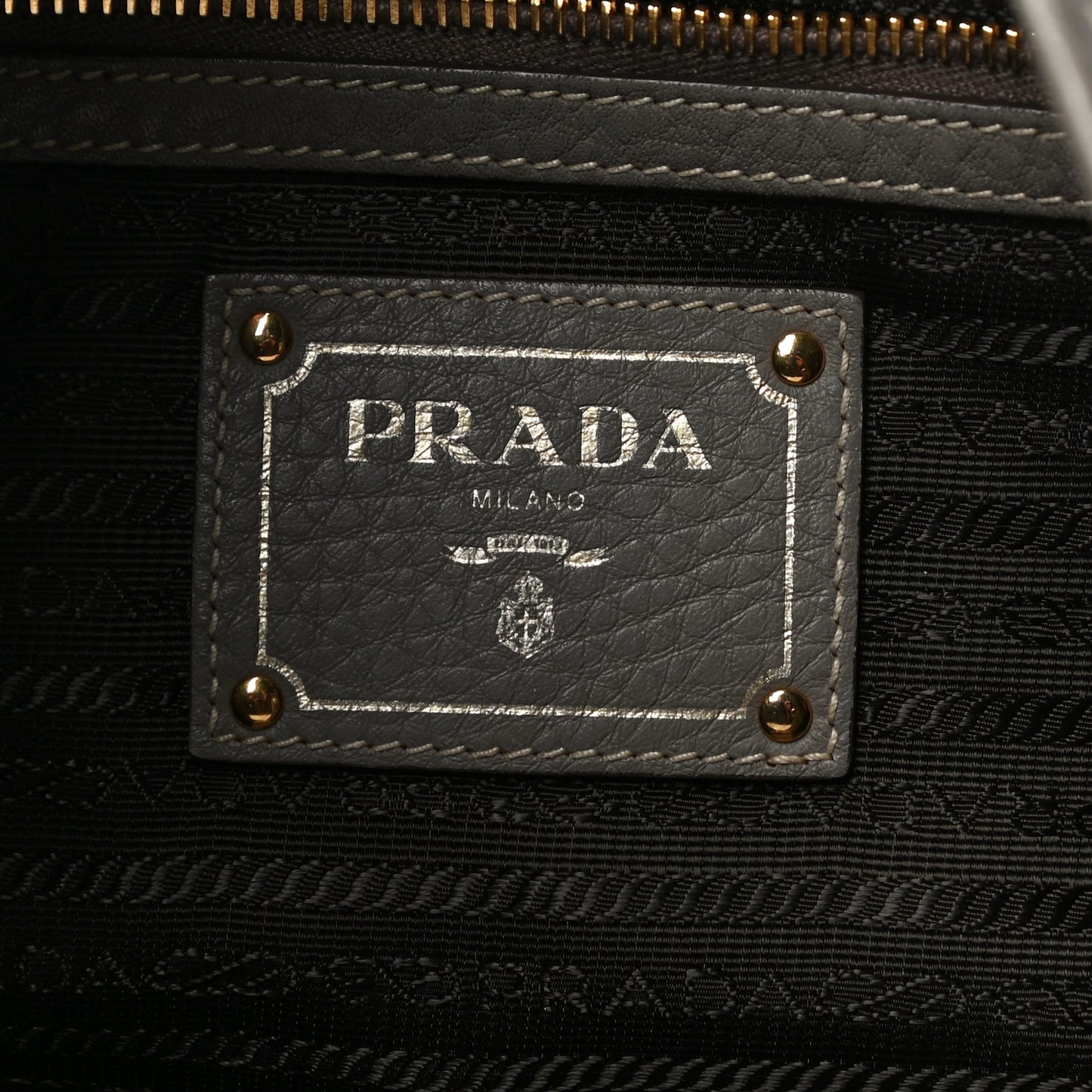 Vitello Daino Hobo Argilla