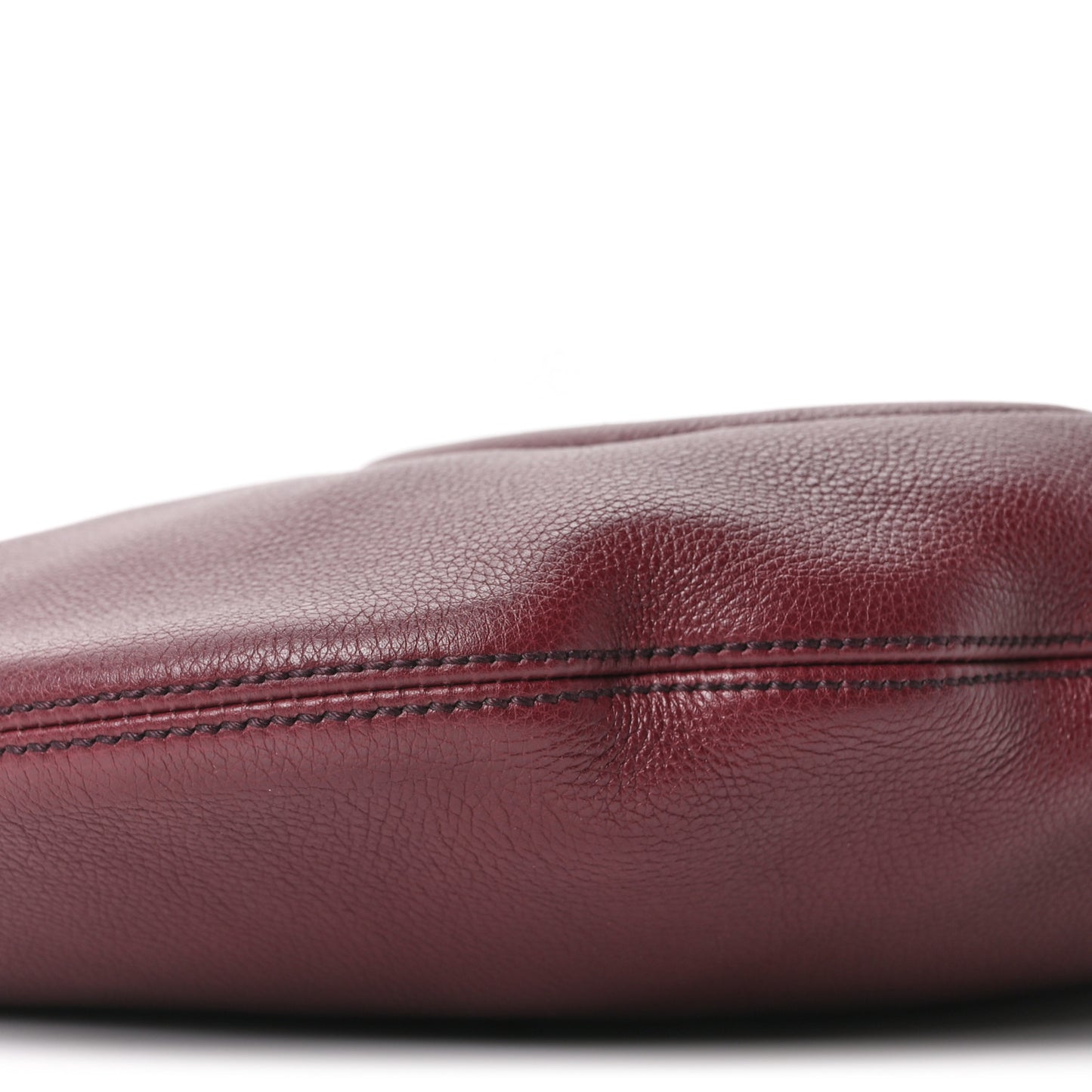 Pebbled Calfskin Medium Soho Hobo Scarlatto