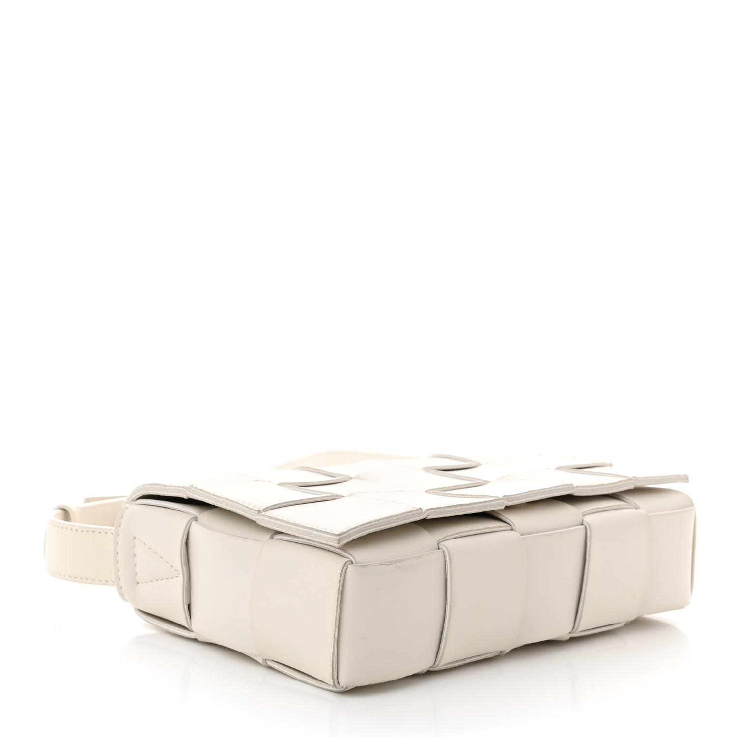 Bottega Veneta Lambskin Maxi Intrecciato Cassette Crossbody Bag White 4 of 11