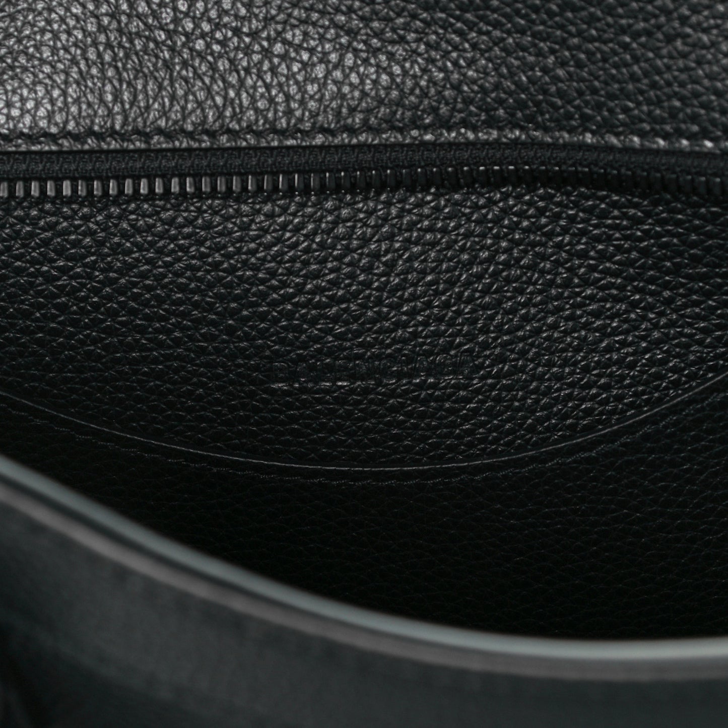 Grained Calfskin Neo Classic Black Hardware S City Black