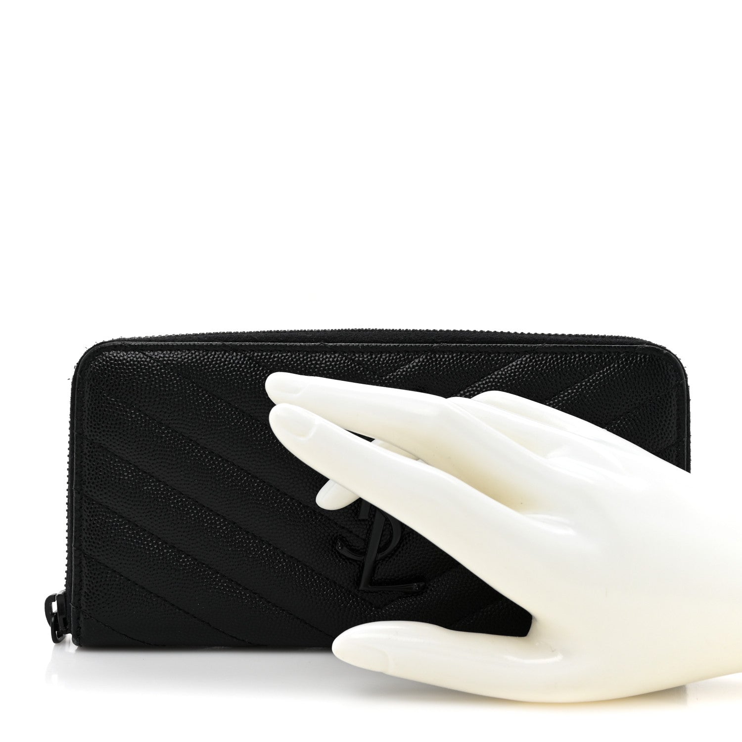 Saint Laurent Grain De Poudre Matelasse Chevron Monogram Monochrome Zip Around Wallet Black 2 of 12