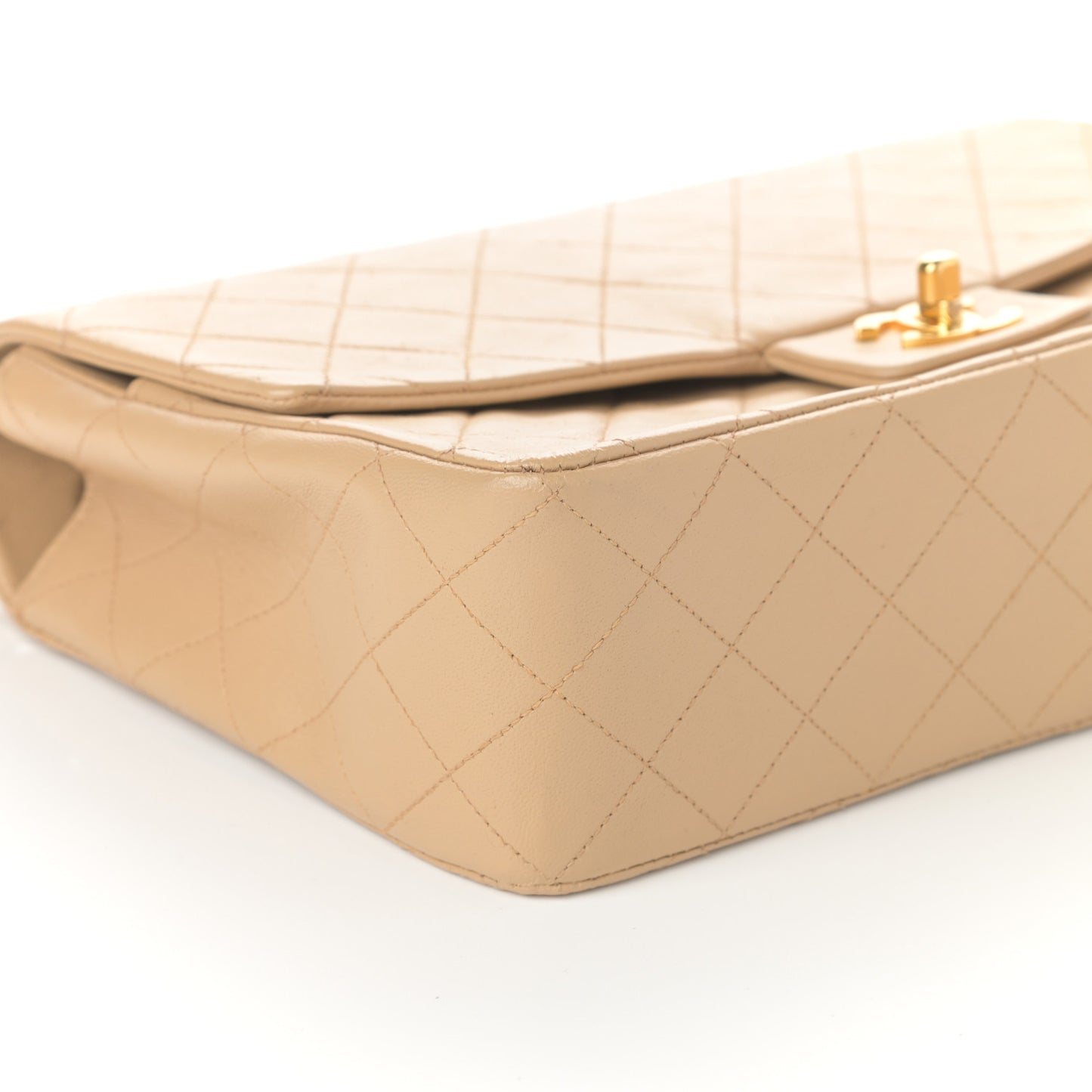 Lambskin Quilted Medium Single Flap Beige