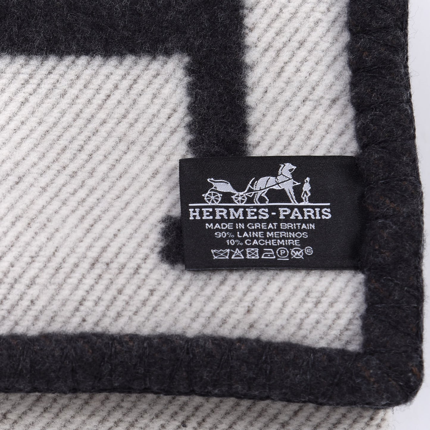 Wool Cashmere Avalon Blanket Ecru Gris Fonce
