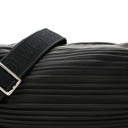 Loewe Lambskin Pleated Bracelet Large Pouch shoulder Bag Black 7 of 9