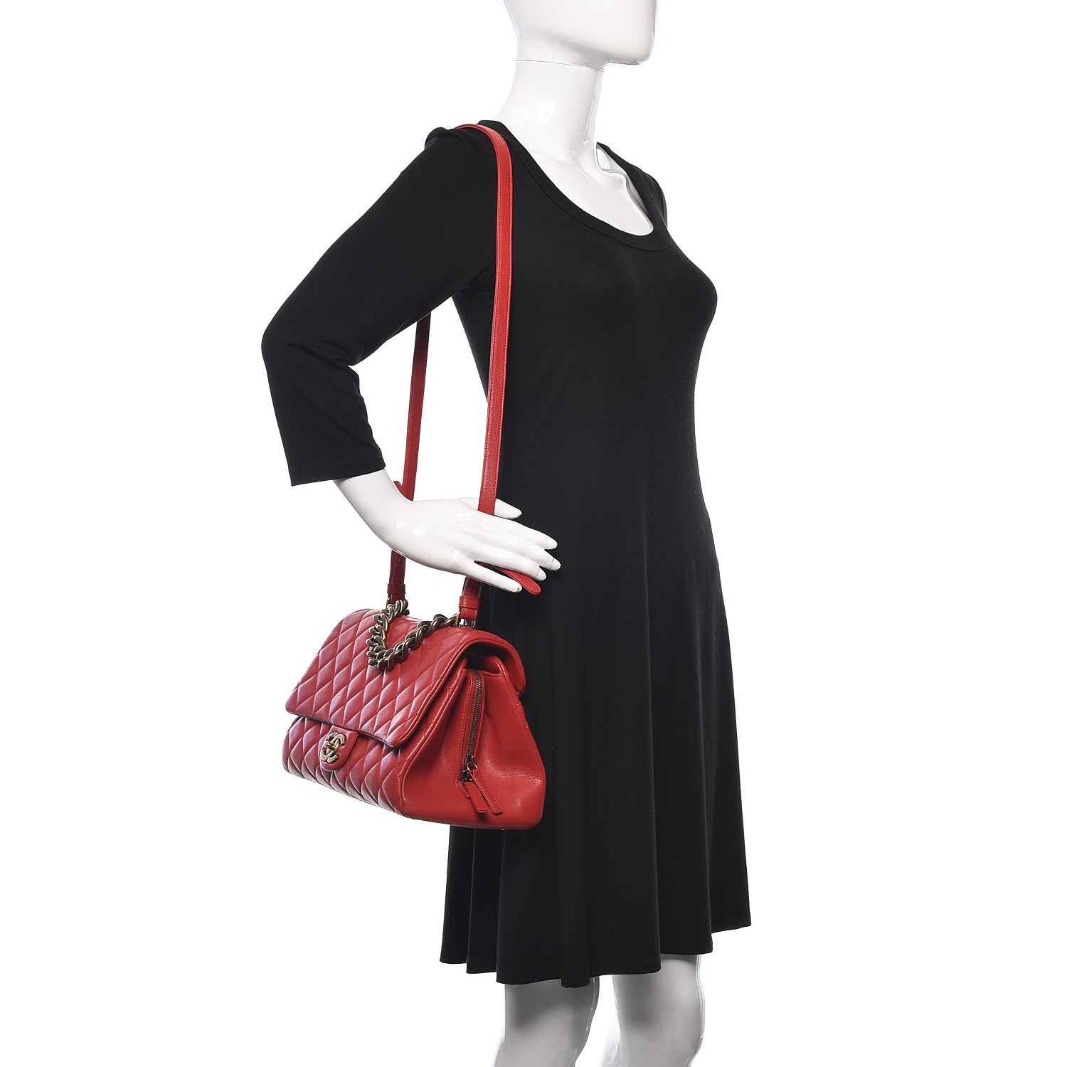 Chanel Shiny Sheepskin Quilted Large Trapezio Flap Red 2 of 12
