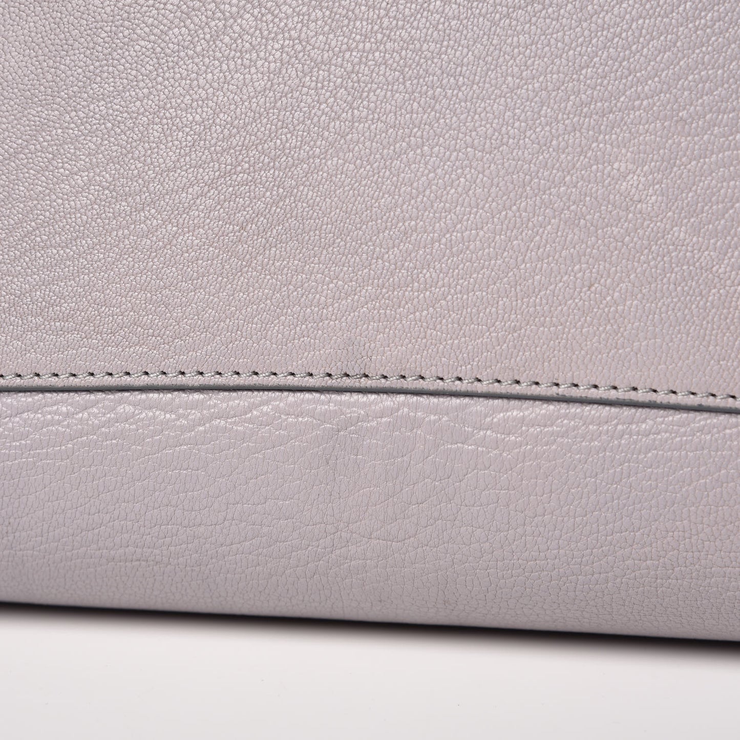 Sugar Goatskin Medium Antigona Pearl Grey