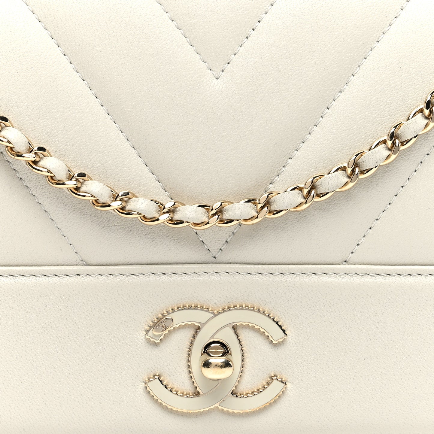 Sheepskin Chevron Quilted Medium Vintage Mademoiselle Flap White
