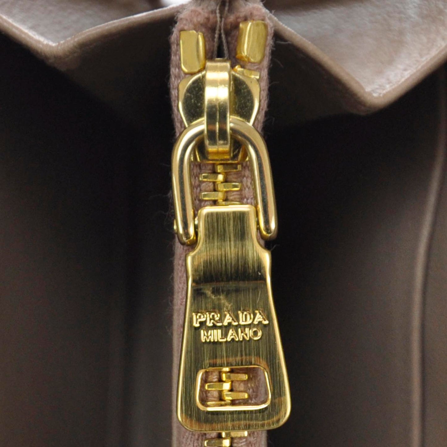 Saffiano Zip Around Wallet Cipria