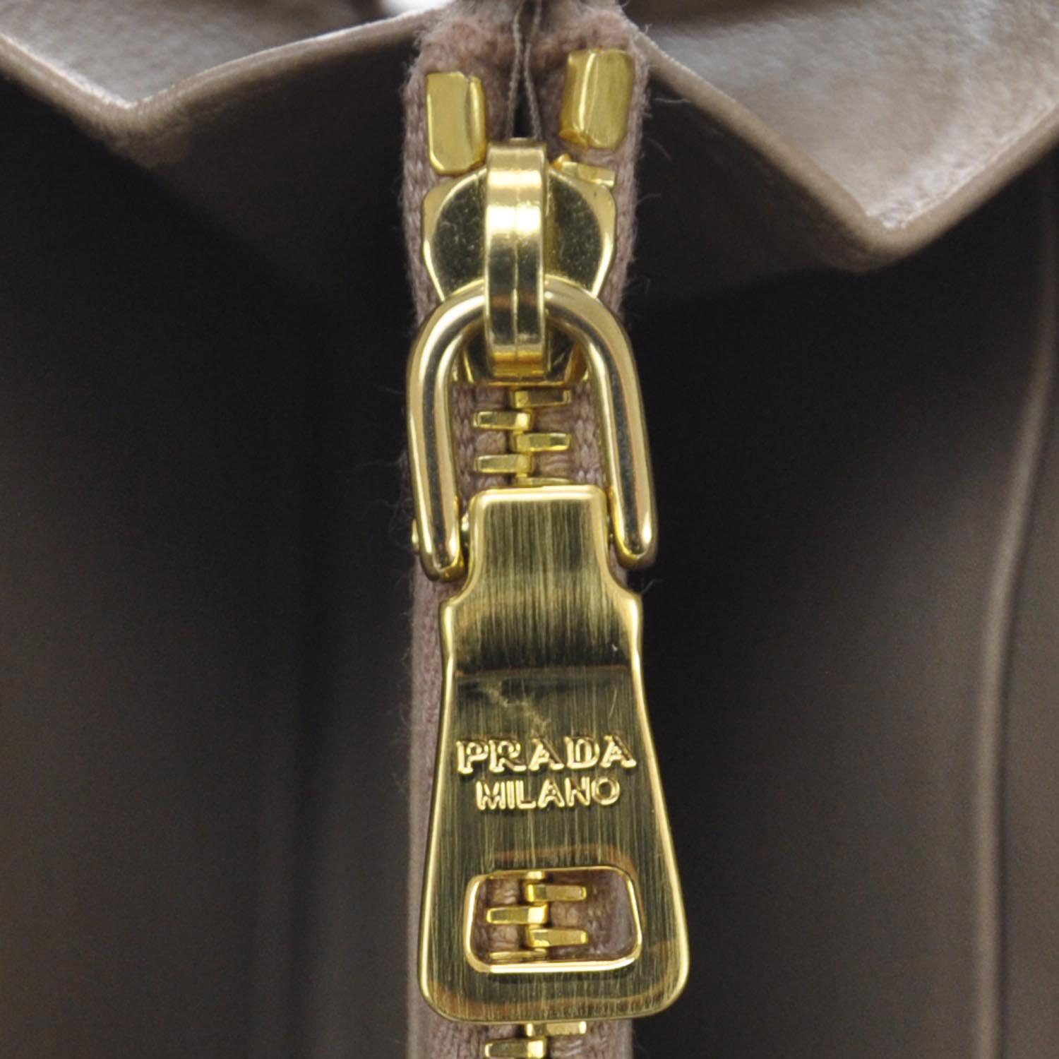 Prada Saffiano Zip Around Wallet Cipria 9 of 10