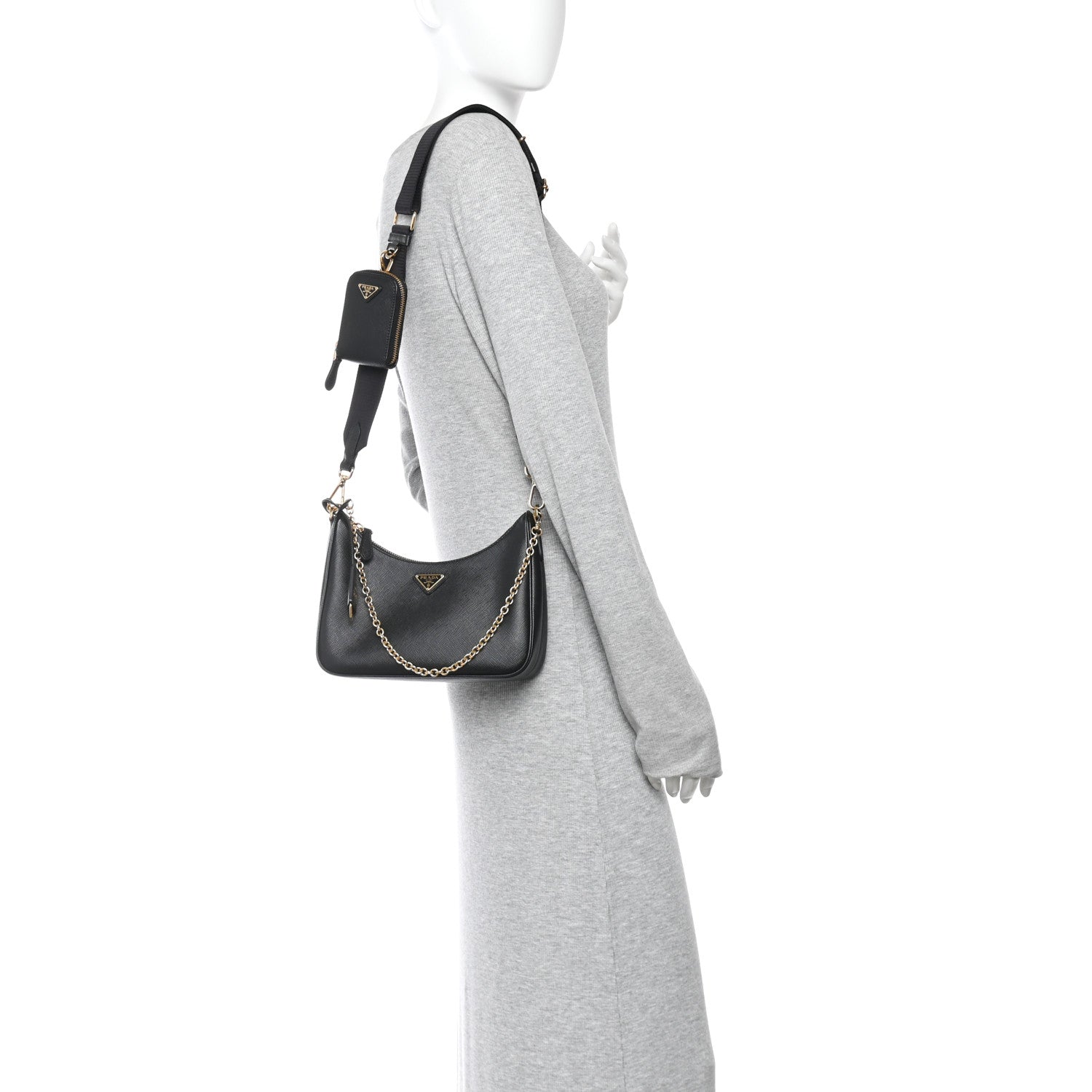 【最終お値下げ】PRADA プラダSaffiano Lux アストラーレ バッグ Prada Saffiano Lux Re-Edition 2005 Shoulder Bag Black 1884476