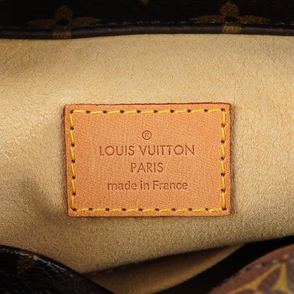 Louis Vuitton Monogram Artsy MM 7 of 8