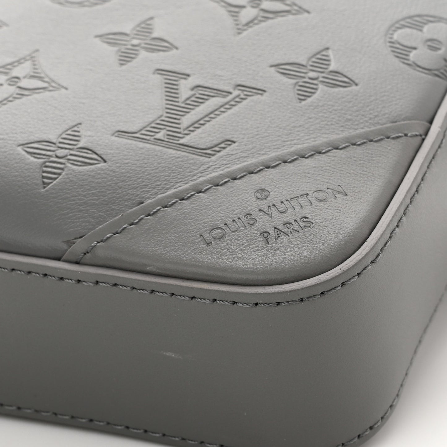 Calfskin Monogram Shadow Duo Messenger Anthracite Gray