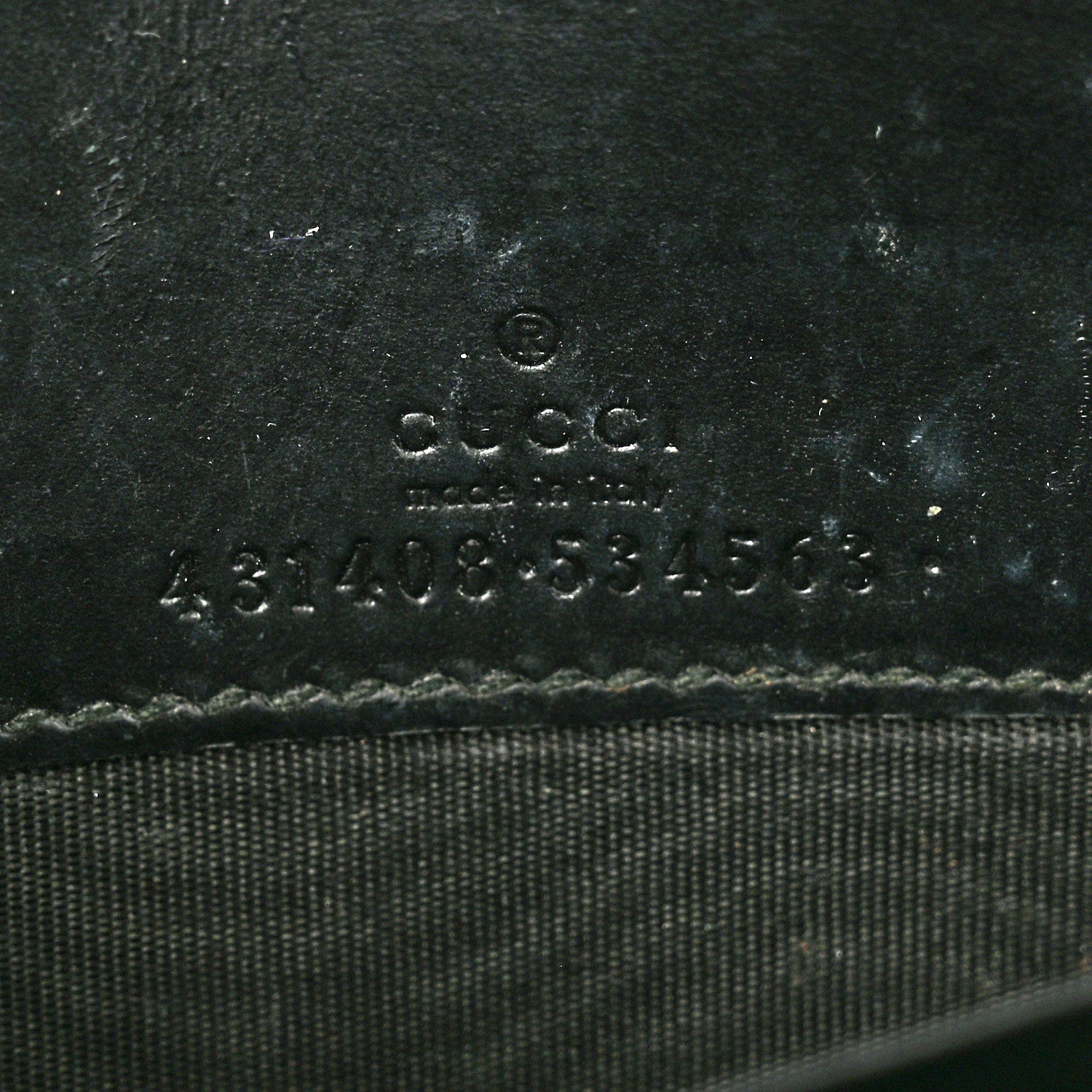 Gucci Guccissima Signature Bowy Chain Wallet Black 6 of 16