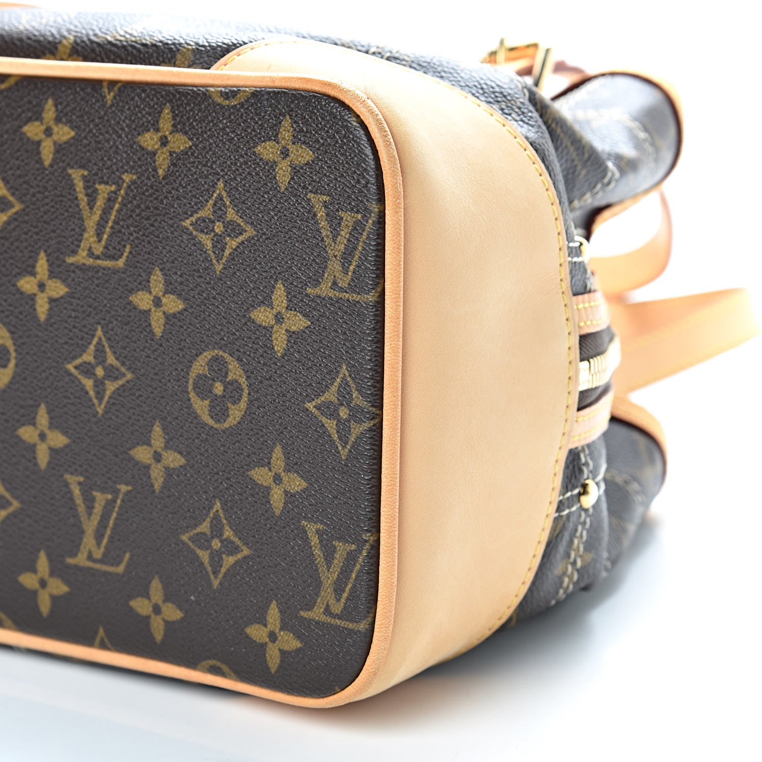 Louis Vuitton Monogram Riveting 11 of 16