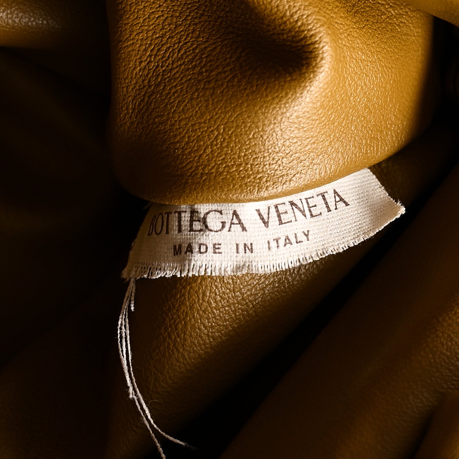Bottega Veneta Calfskin The Pouch Chain Moutarde 6 of 10