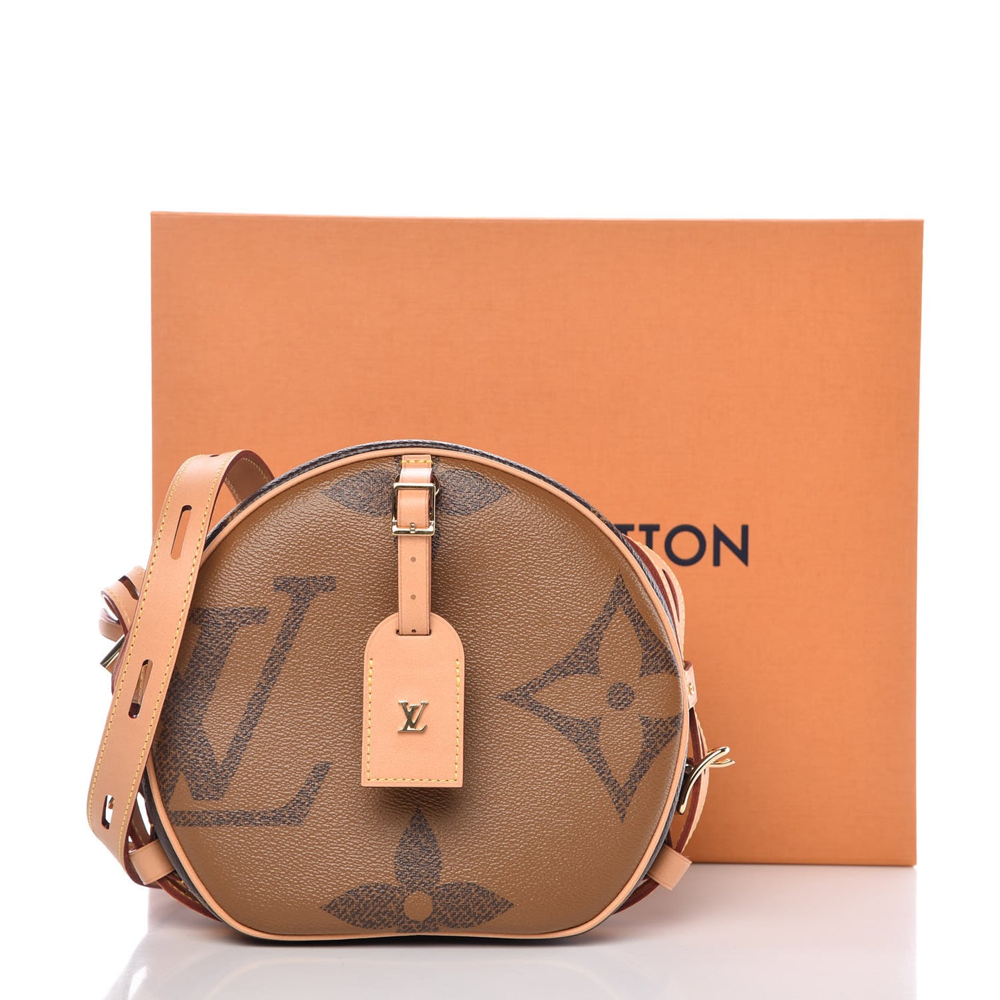 Reverse Monogram Giant Boite Chapeau Souple