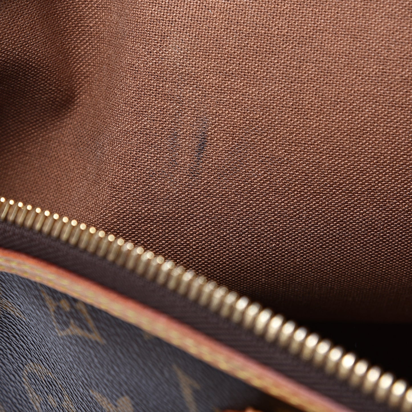 Monogram Lockit Vertical