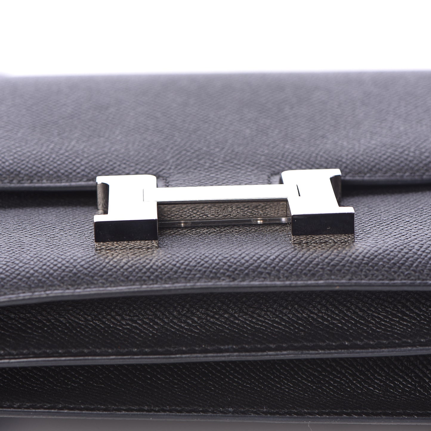 Epsom Constance 18 Black