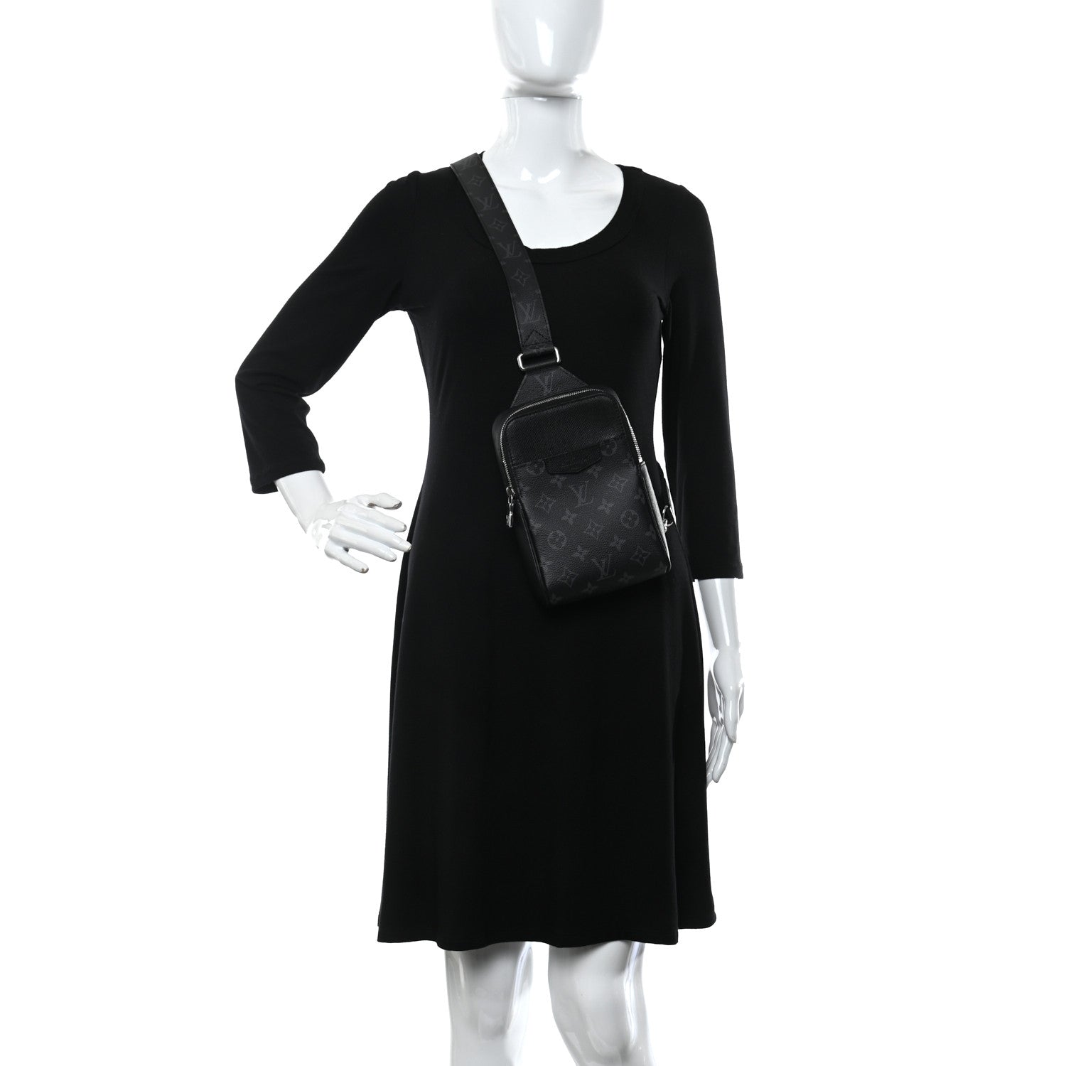 Louis Vuitton Taigarama Outdoor Slingbag Black 2 of 9