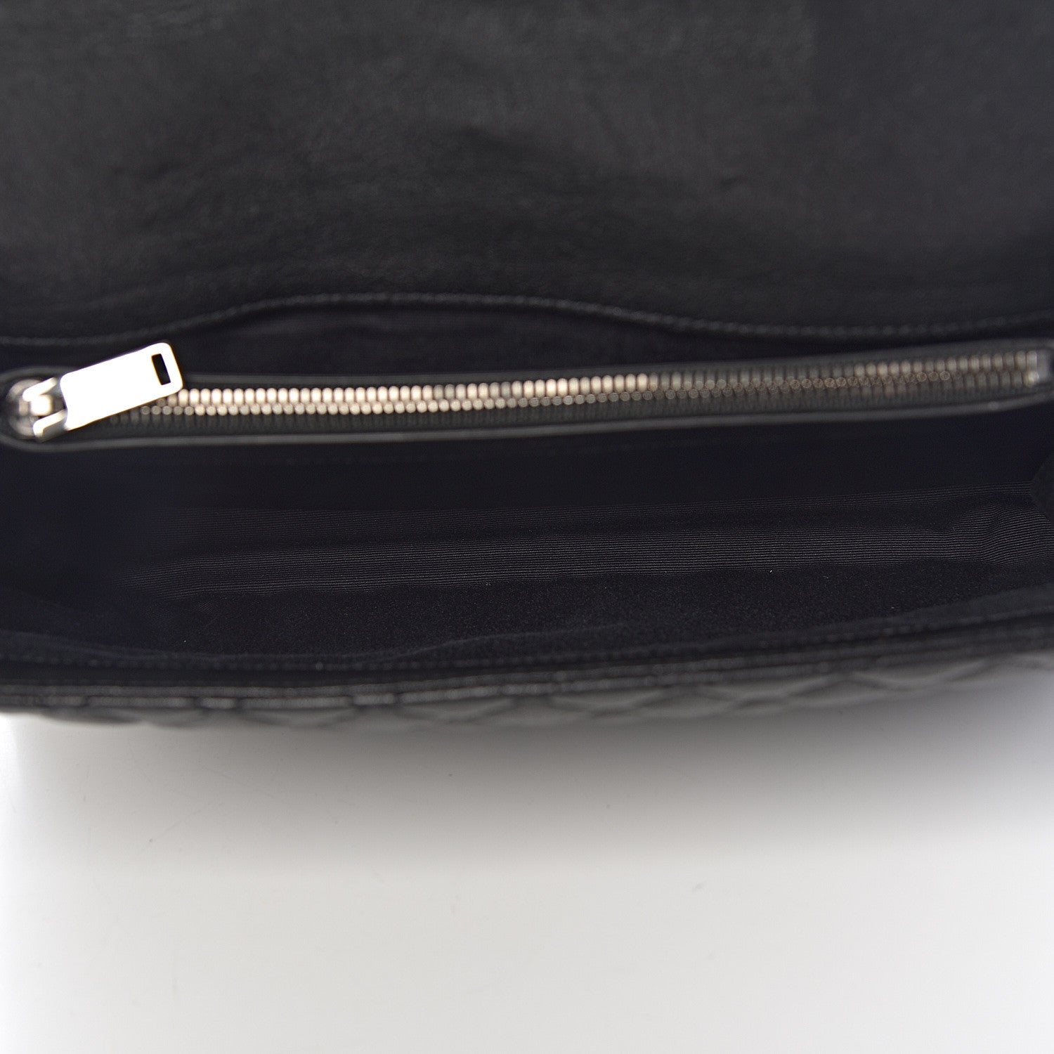 Saint Laurent Calfskin Mixed Matelasse Triquilt Large Monogram Satchel Black 5 of 10