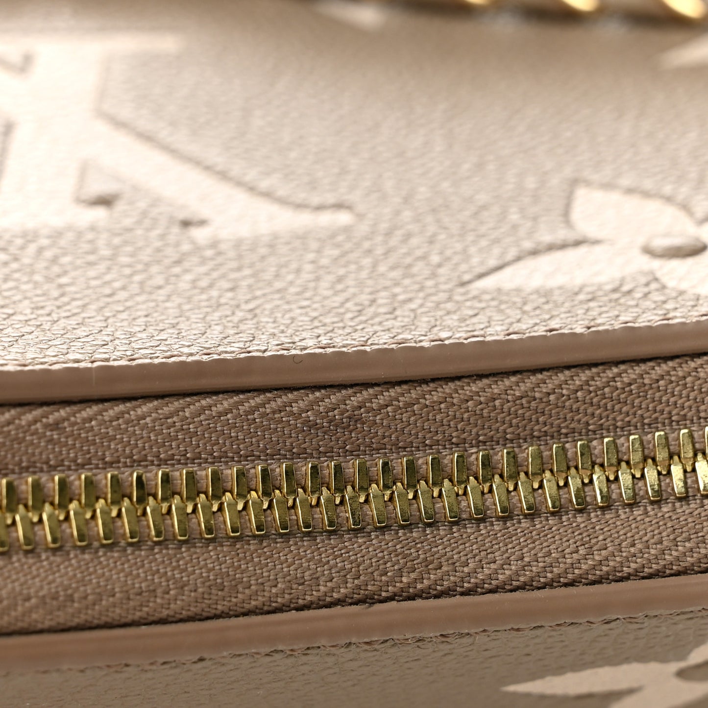 Empreinte Monogram Giant Boulogne Tourterelle Creme