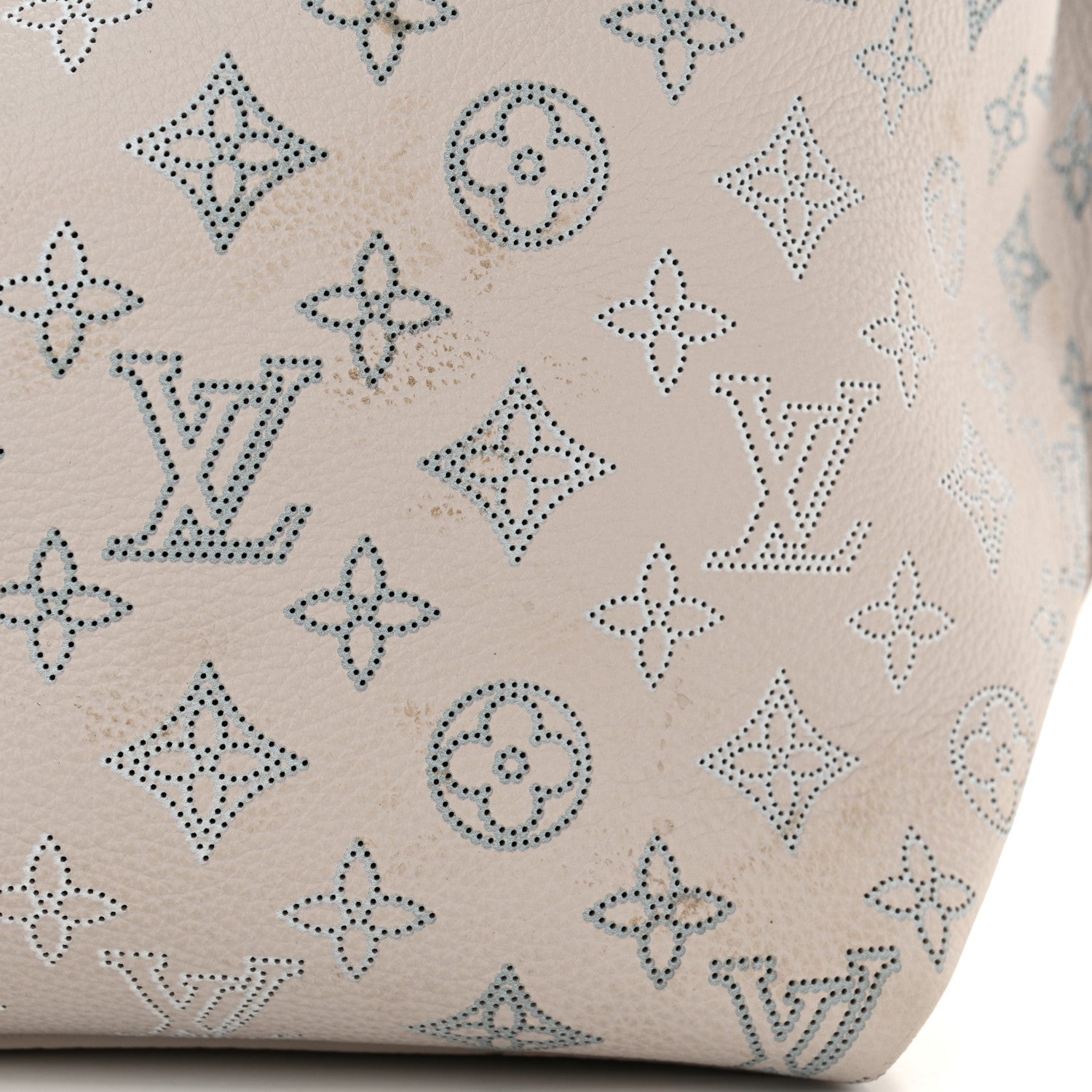 Louis Vuitton Mahina Carmel Hobo PM Brume Gray 10 of 12