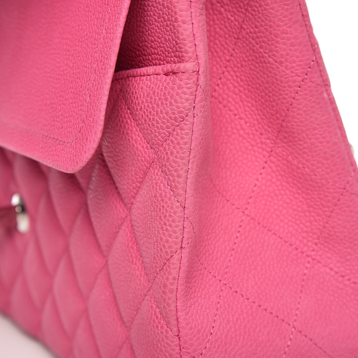 Iridescent Caviar Quilted Jumbo Double Flap Pink
