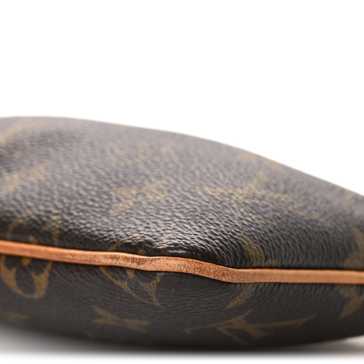 Louis Vuitton Monogram Pochette Milla MM 8 of 12