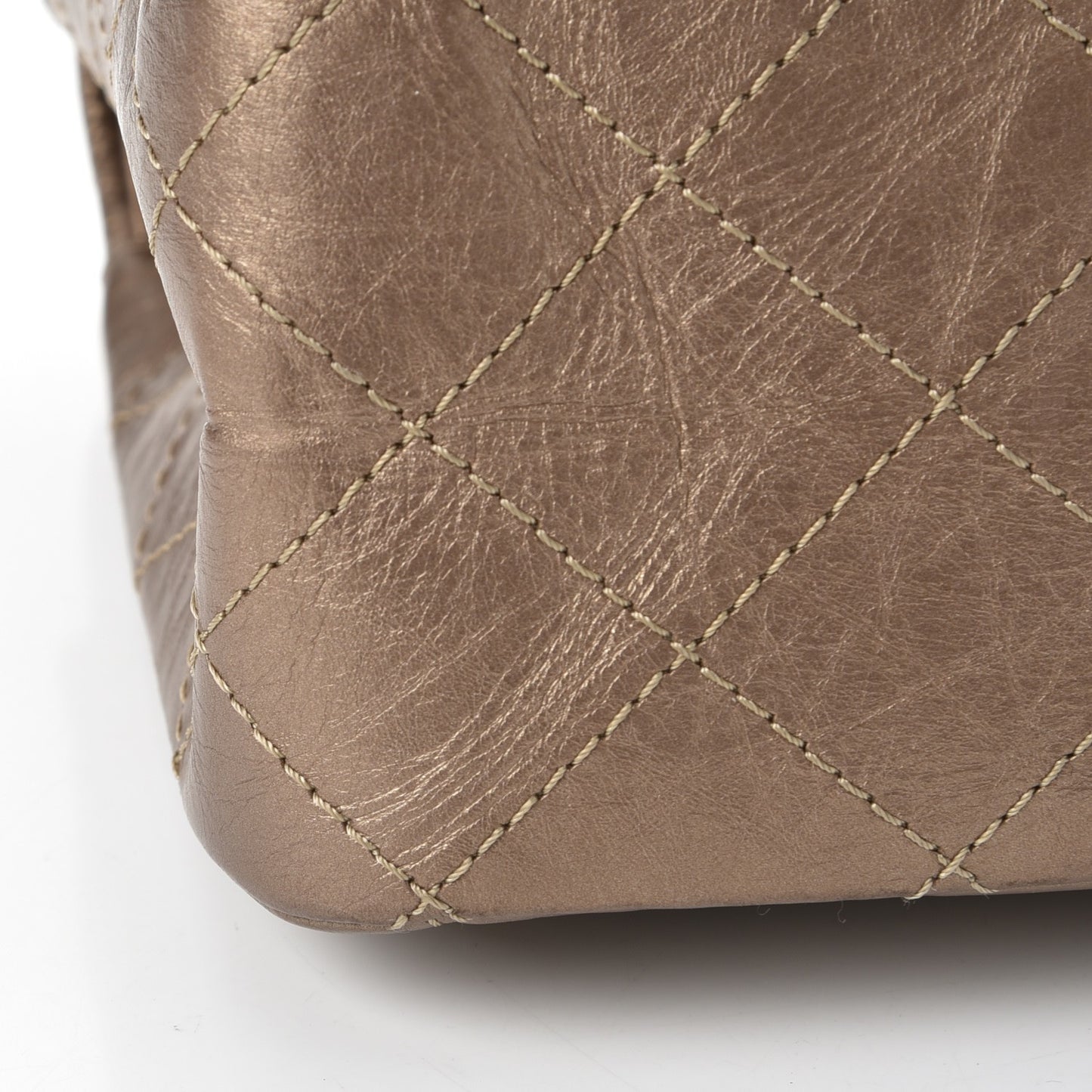 Metallic Aged Calfskin Quilted 2.55 Reissue 227 Flap Gold