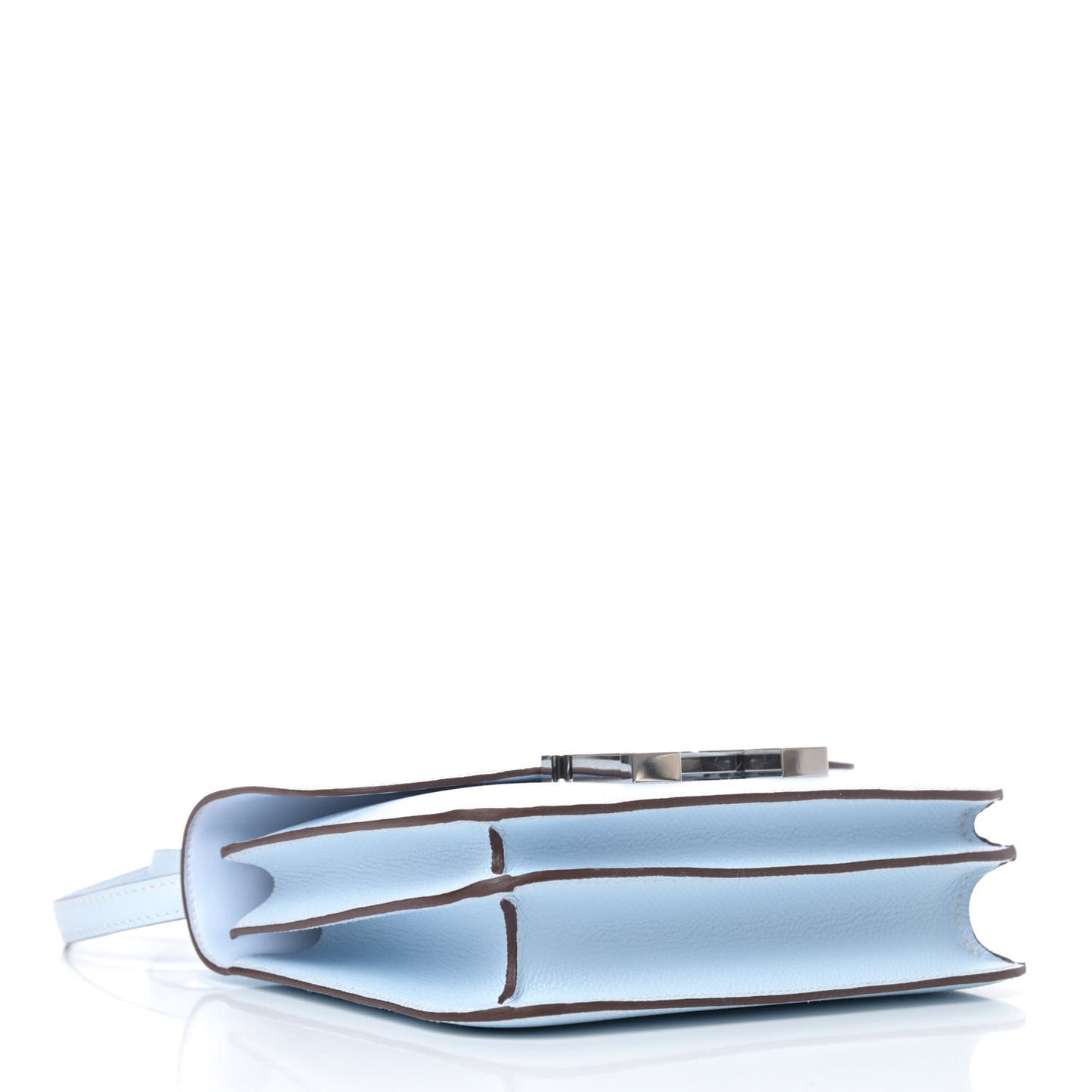 Epsom Constance 18 Bleu Brume