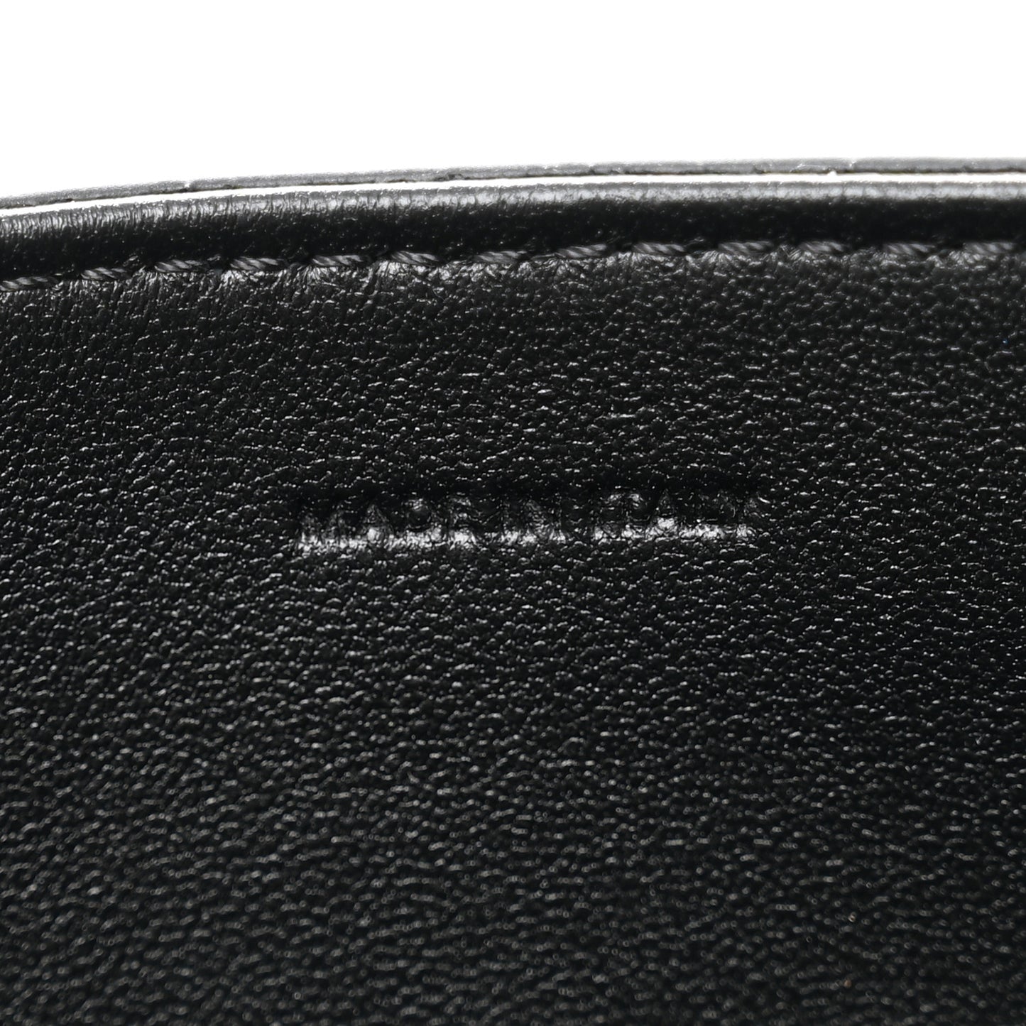 Supple Calfskin Medium Nino Black