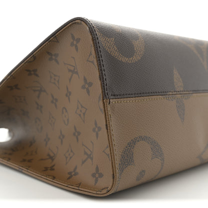 Louis Vuitton Reverse Monogram Giant Onthego MM 8 of 10