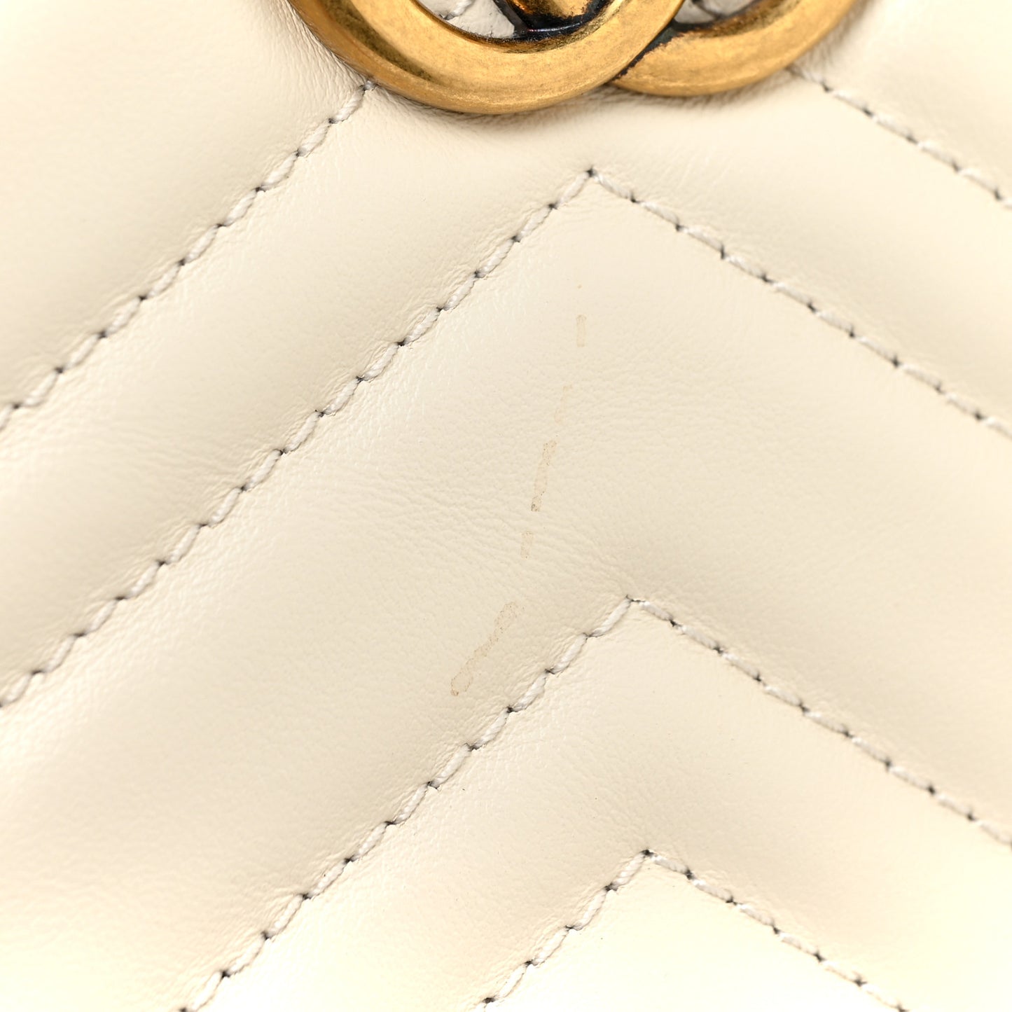 Calfskin Matelasse Mini GG Marmont Crossbody Bag White