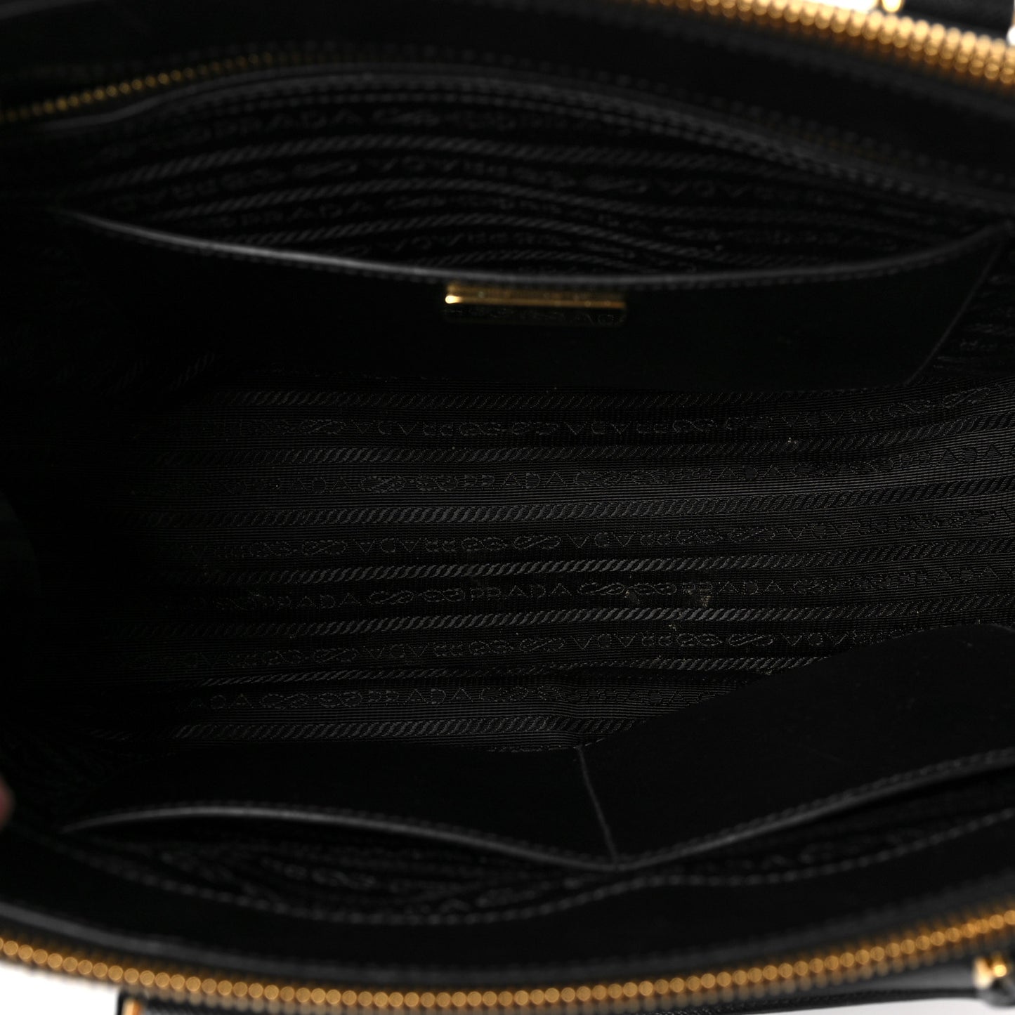 Saffiano Lux Large Galleria Double Zip Tote Black