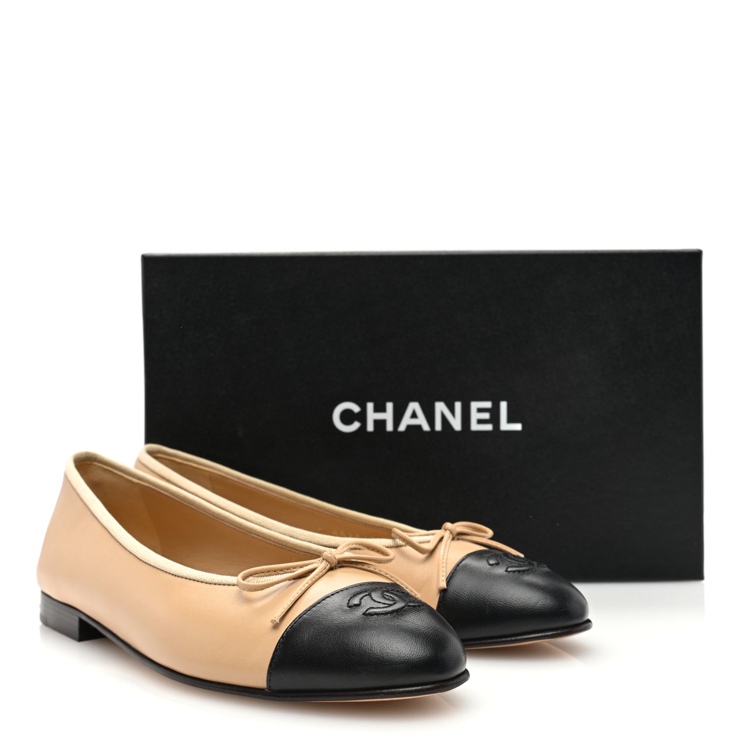 Lambskin Cap Toe CC Ballerina Flats 38.5 Beige Black