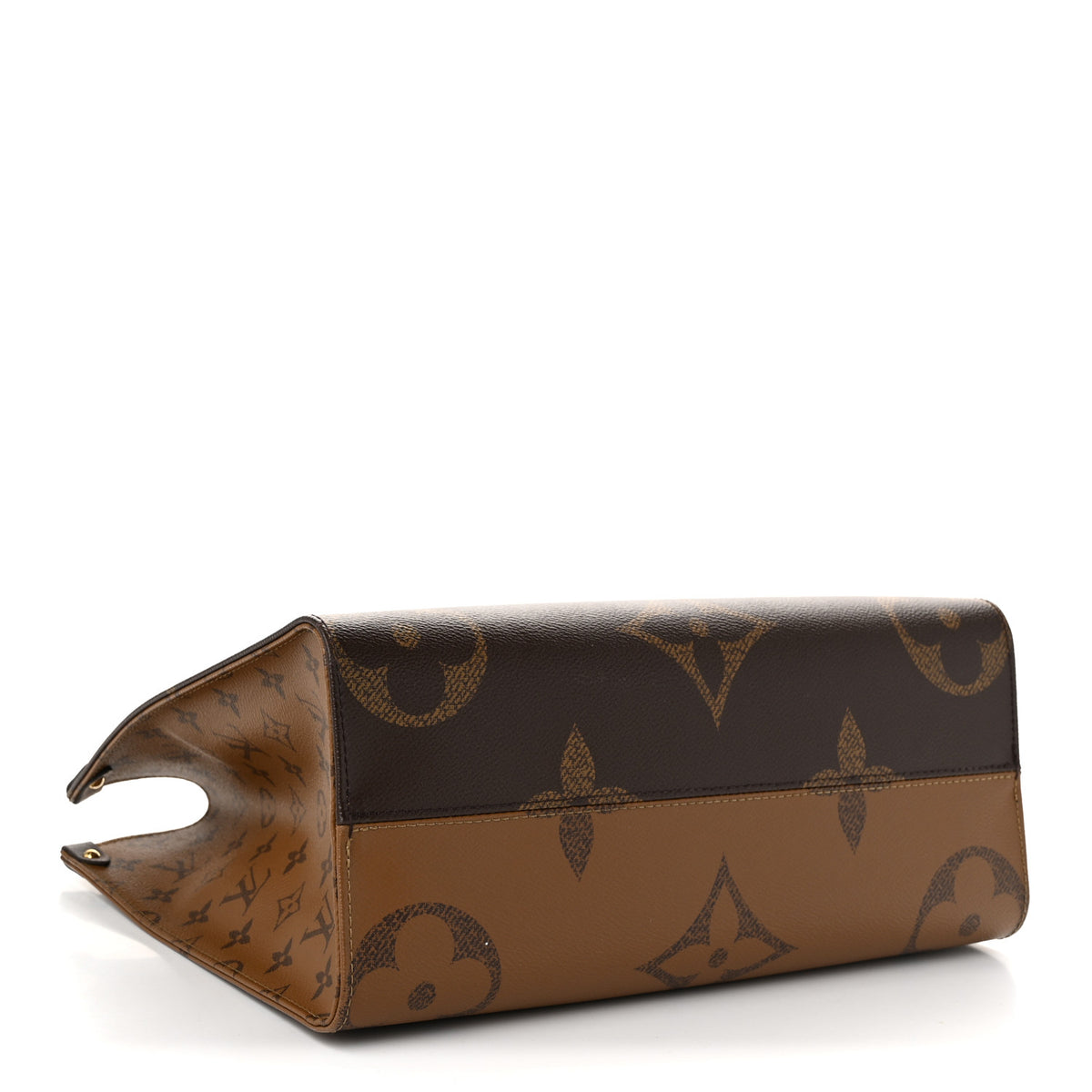 Reverse Monogram Giant Onthego MM