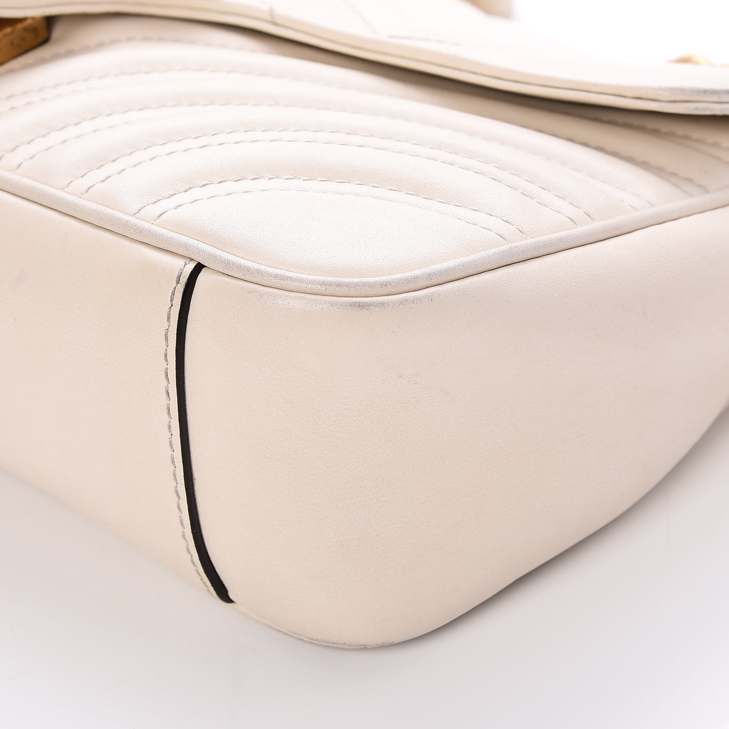 Calfskin Matelasse Small GG Marmont Shoulder Bag White