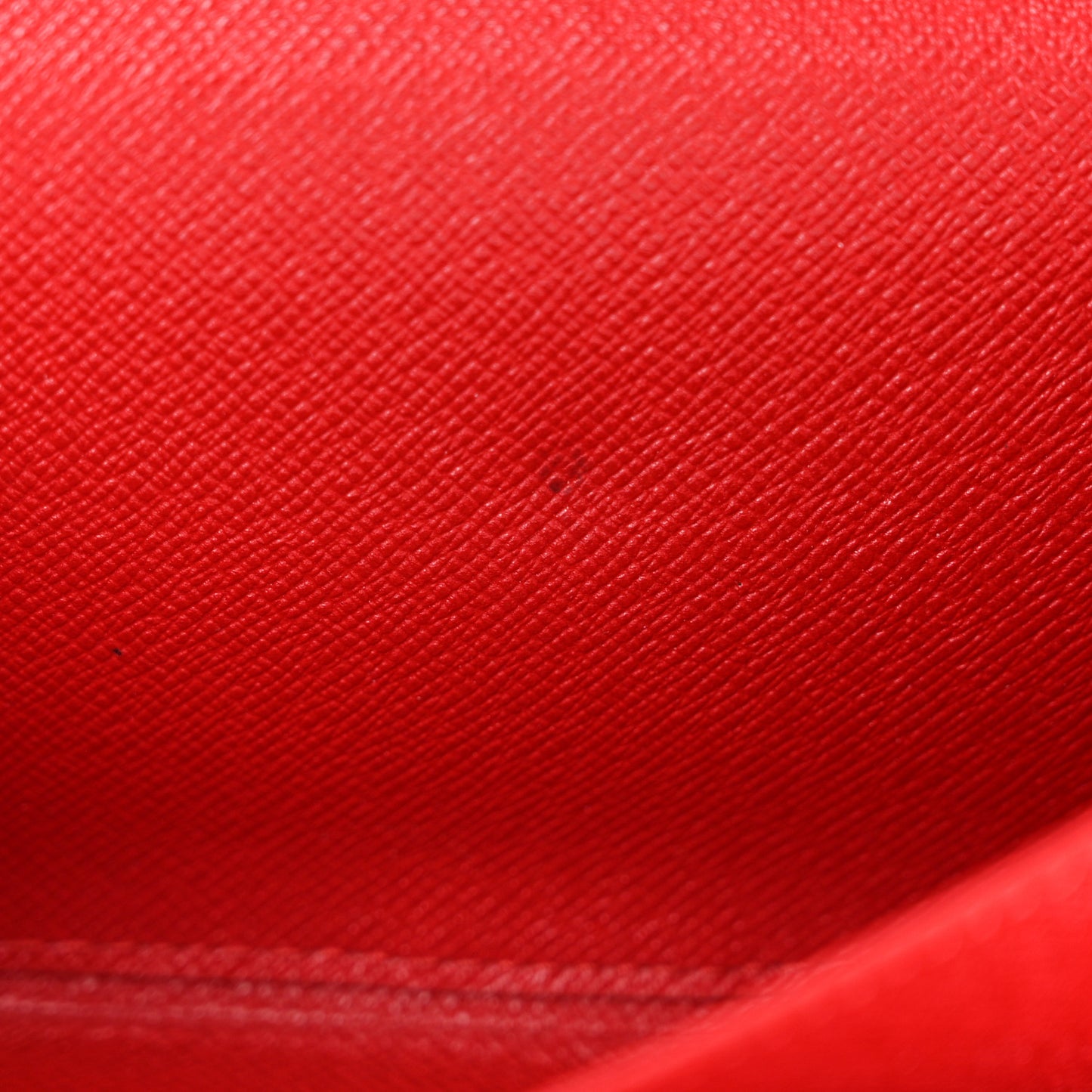Epi Porte Tresor International Wallet Castillan Red