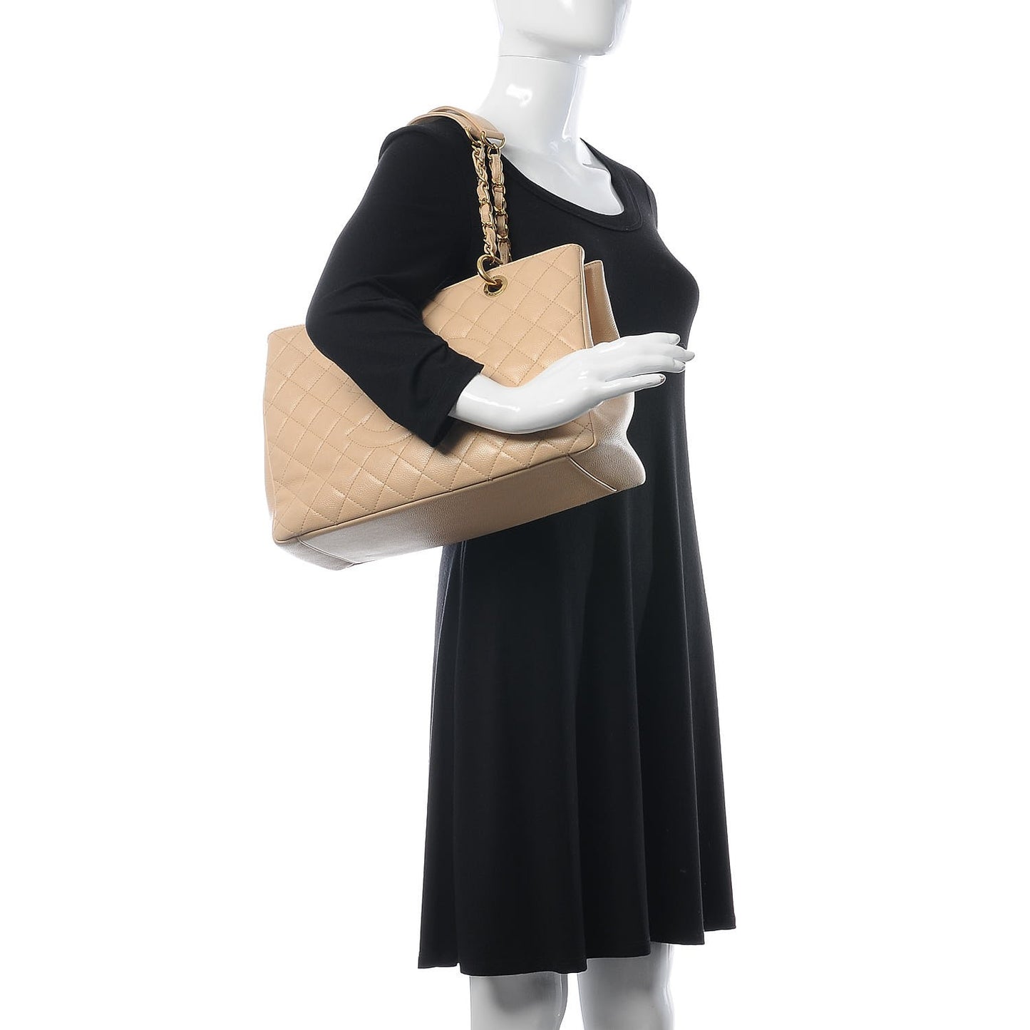 Caviar Quilted Grand Shopping Tote GST Beige Clair