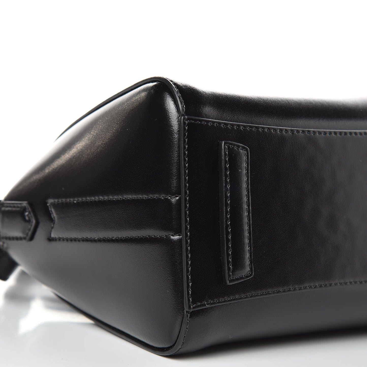 Shiny Lord Calfskin Mini Antigona Black