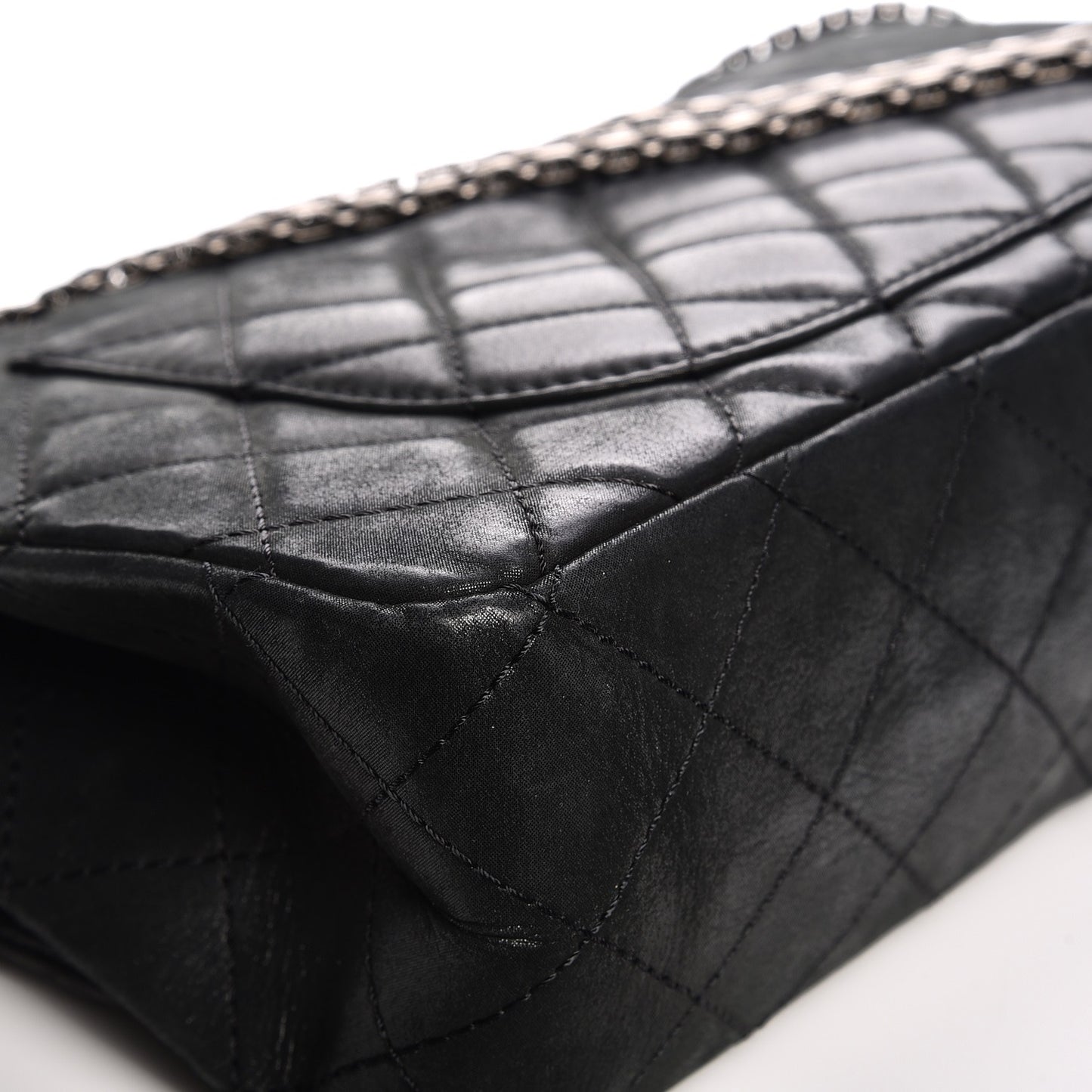 Iridescent Calfskin Quilted 2.55 Reissue 227 Flap Black