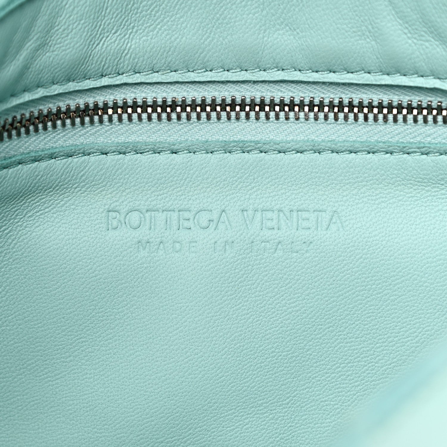 Bottega Veneta Lambskin Maxi Intrecciato Cassette Crossbody Bag Ice 6 of 10