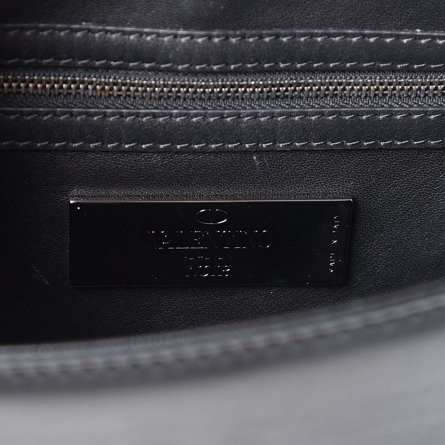 Valentino Garavani Vitello Small Glam Lock Rockstud Flap Black 4 of 8