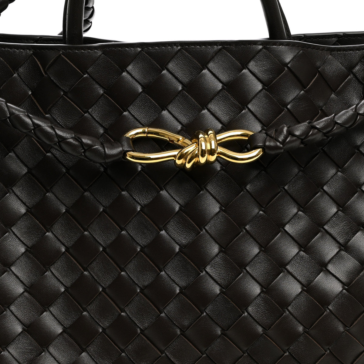 Nappa Intrecciato Medium Andiamo Shoulder Bag Fondant