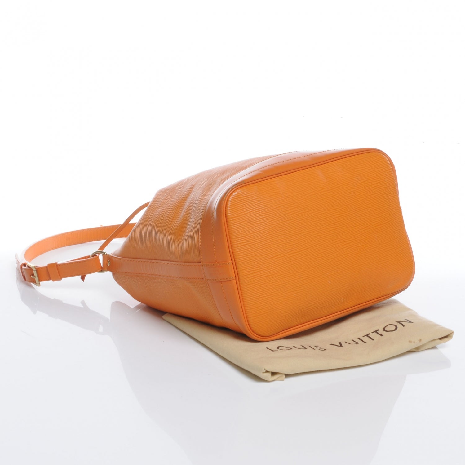 Louis Vuitton Epi Noe Mandarin 4 of 13
