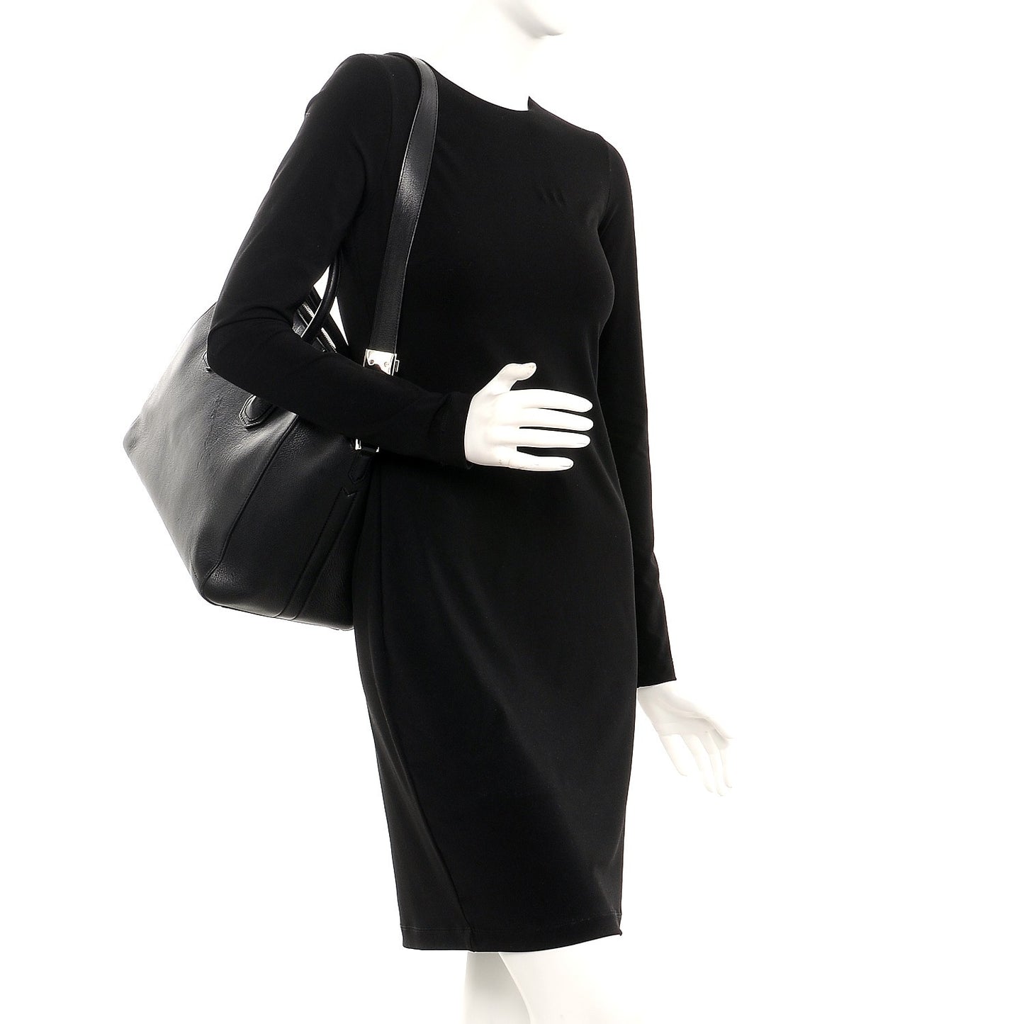Sugar Goatskin Medium Antigona Black