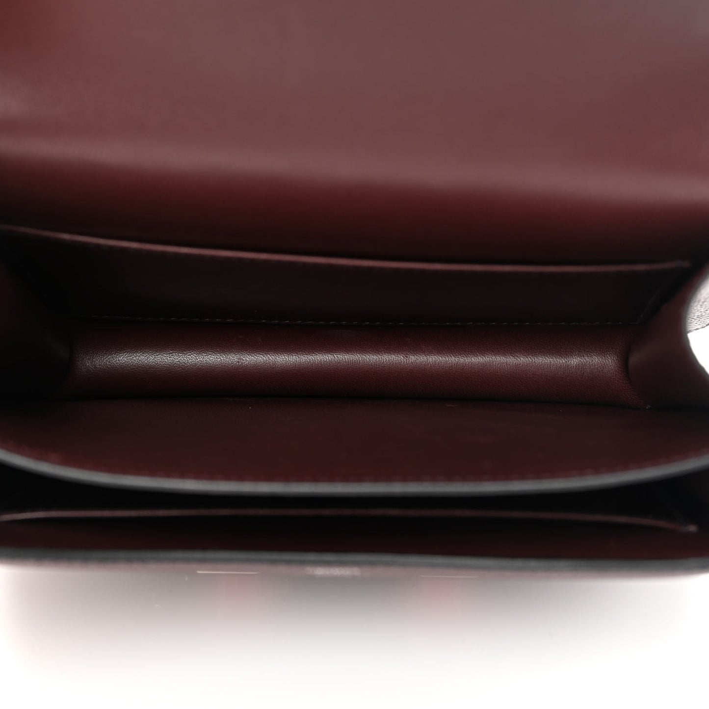 Epsom Enamel Constance 18 Rouge Sellier Framboise Rouge