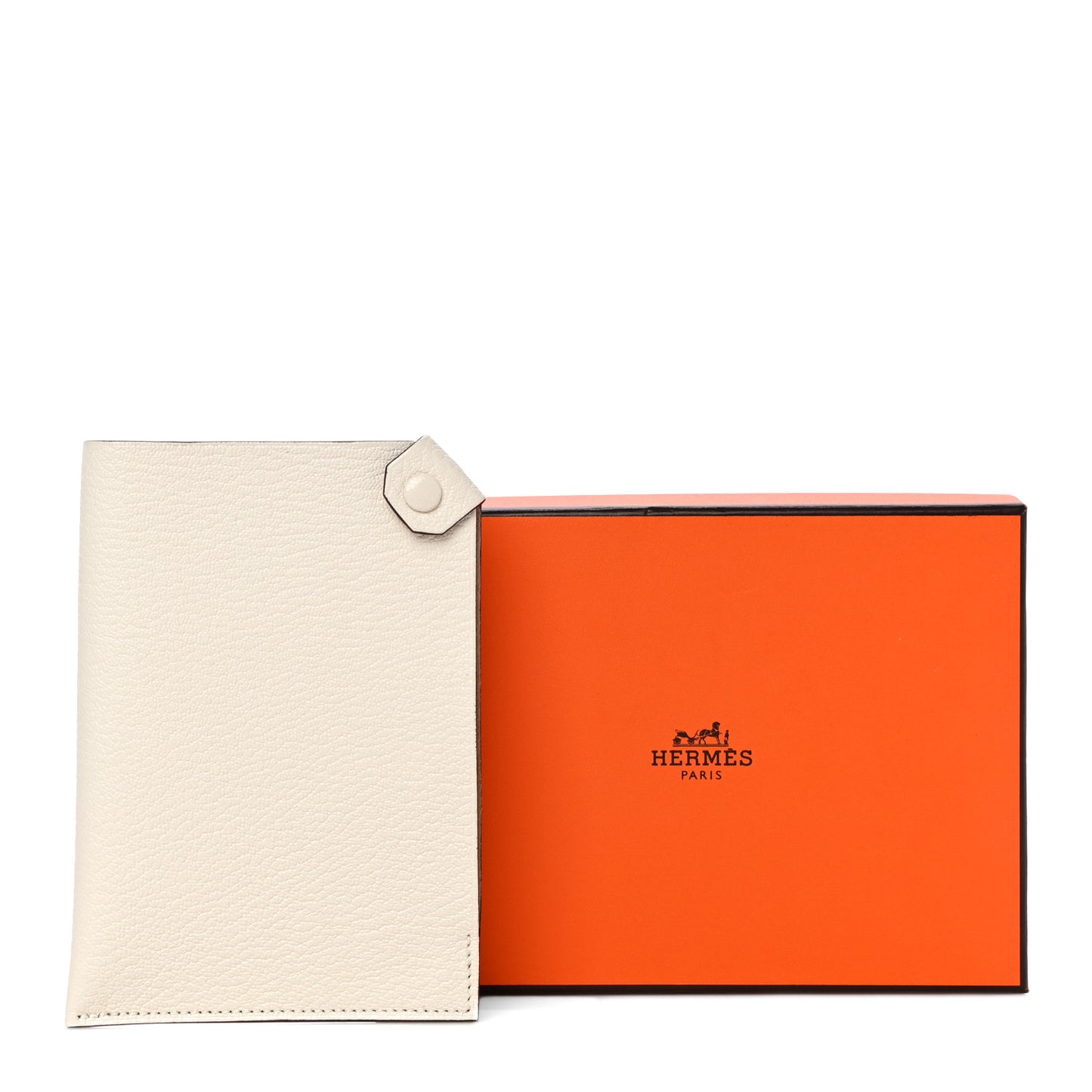 Chevre Mysore Tarmac PM Passport Holder Nata