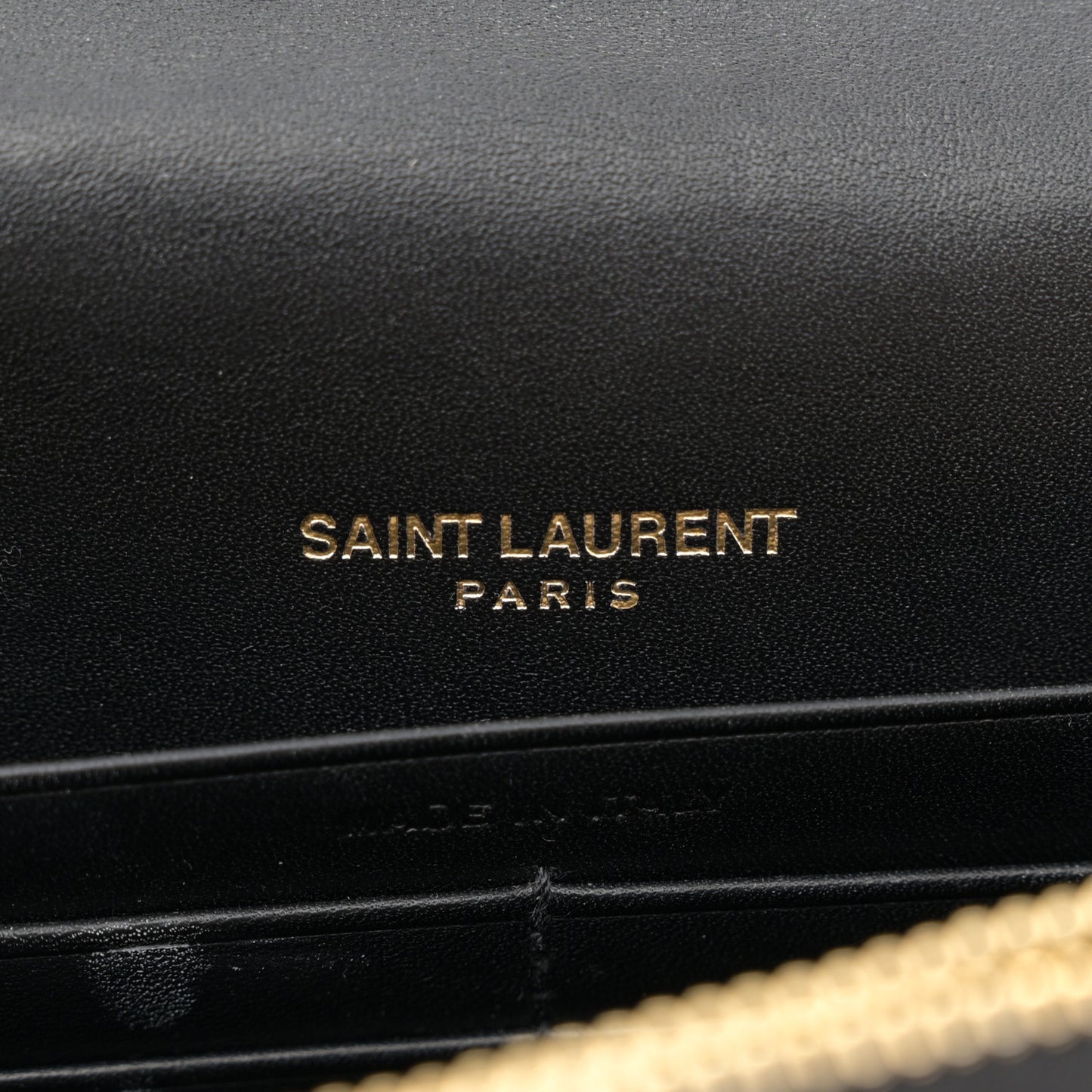 Smooth Calfskin Small Classic Monogram Portefeuille On Chain Black